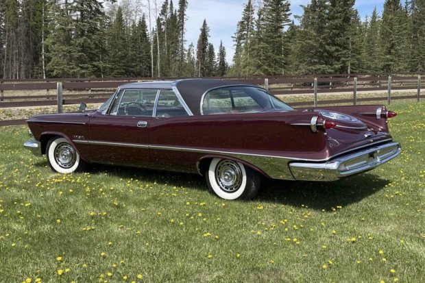 1959_chrysler_imperial-silvercrest-landau-coupe_67cfa788-2a99-4928-9386-bf70ac1f0701-45705.jpg